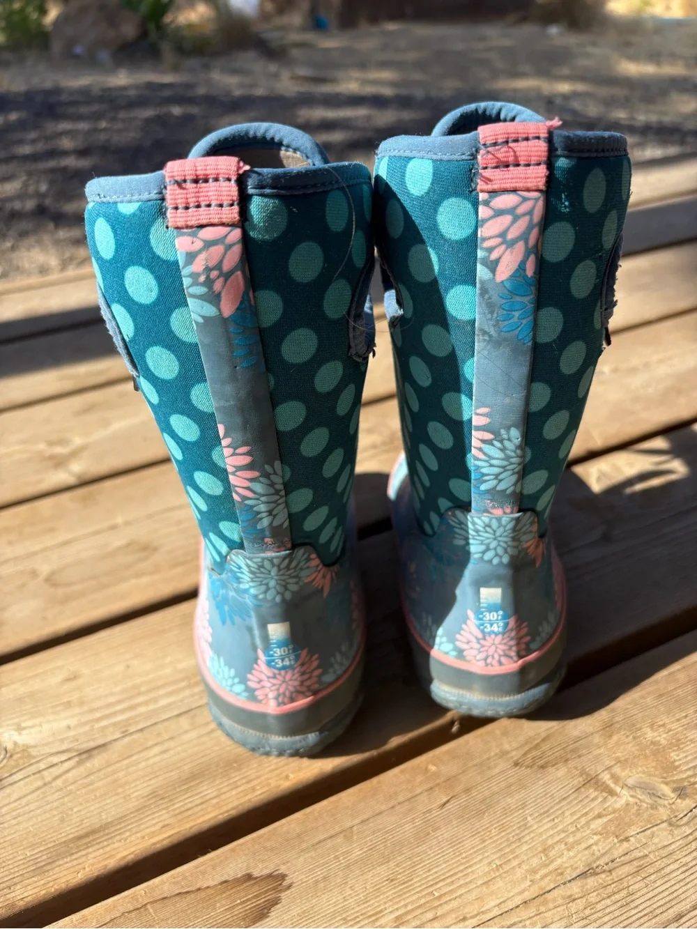 Bogs playful floral